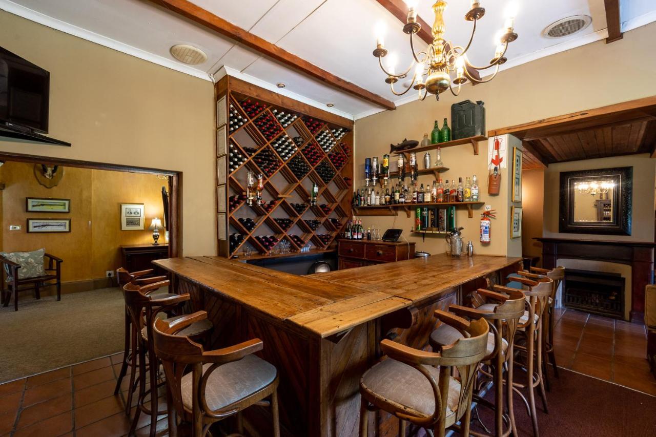 Halliwell Country Inn ホウィック エクステリア 写真