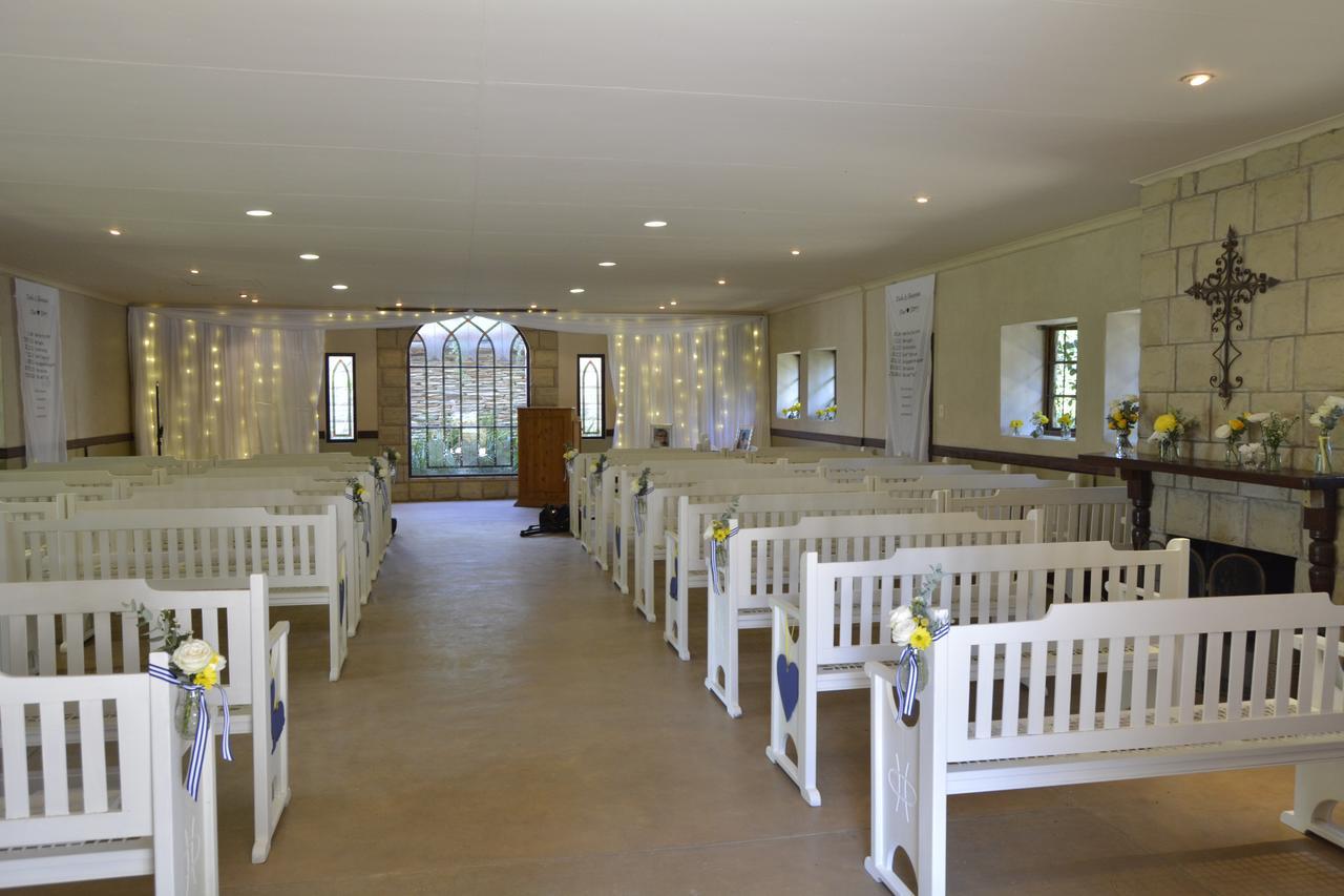 Halliwell Country Inn ホウィック エクステリア 写真