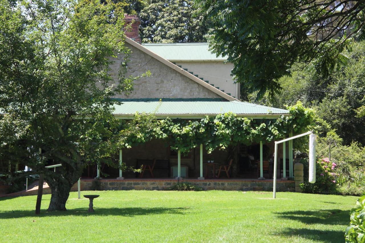 Halliwell Country Inn ホウィック エクステリア 写真